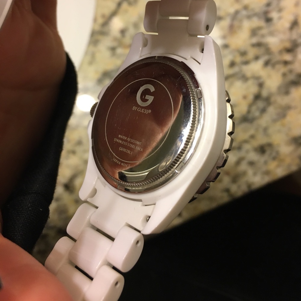 Authentic G by Guess watch - Picture 3 of 4